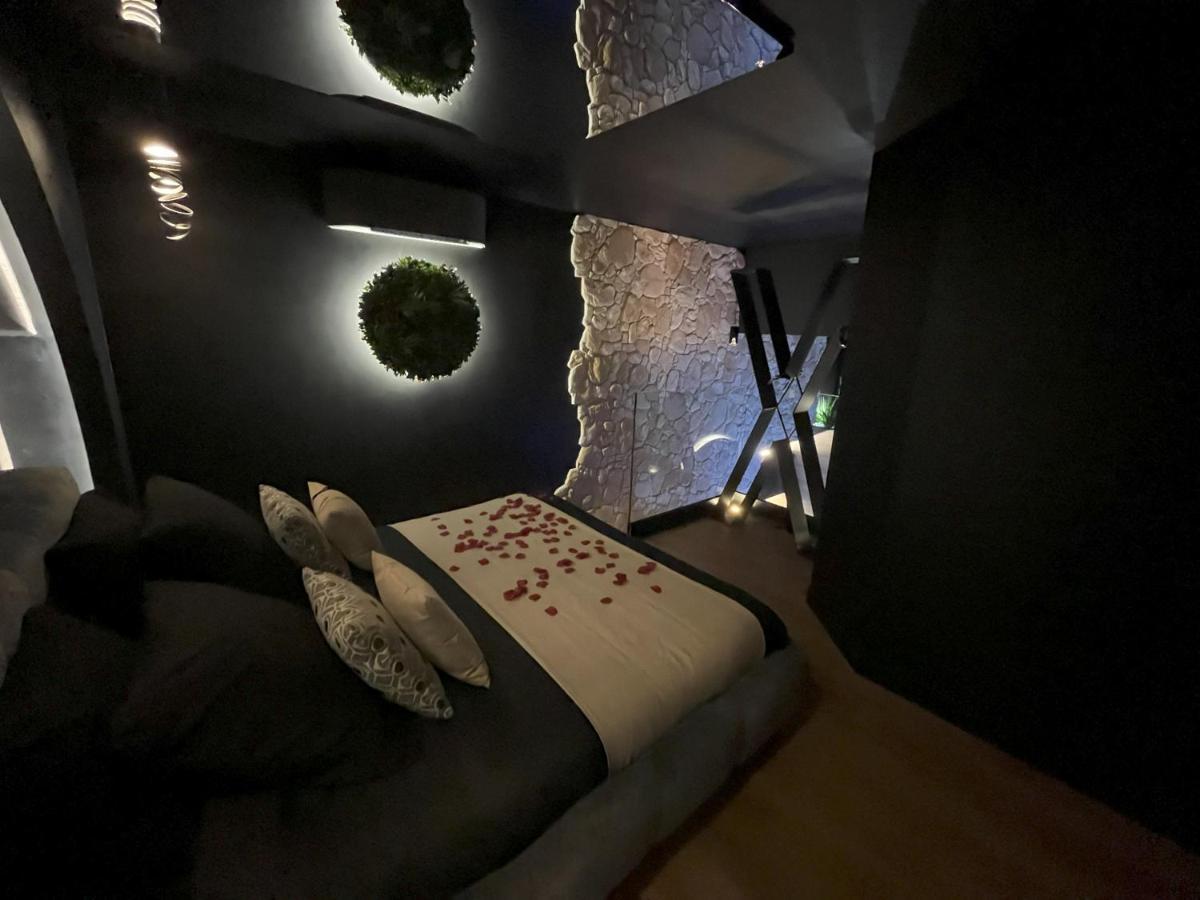 Omira - Nuits D'Exception & Spa Bordeaux Bagian luar foto